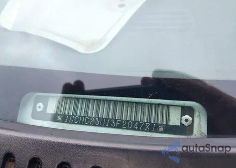 2003 Chevrolet Silverado 2500Hd from USA, damaged, VIN 1GCHC23U13F204781